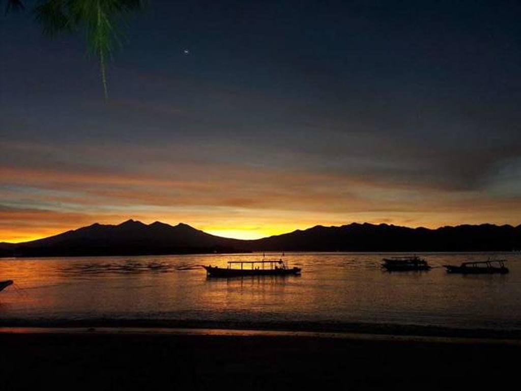 Отель Gili T Heaven Гили Траванган Экстерьер фото